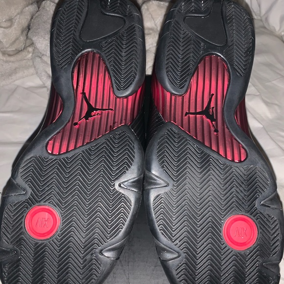 Jordan 14 Black Ferrari - Picture 4 of 5